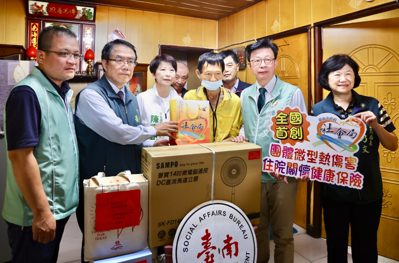 台南首創AI室內高溫預警關懷機制 黃偉哲前進高溫區關懷獨居長者