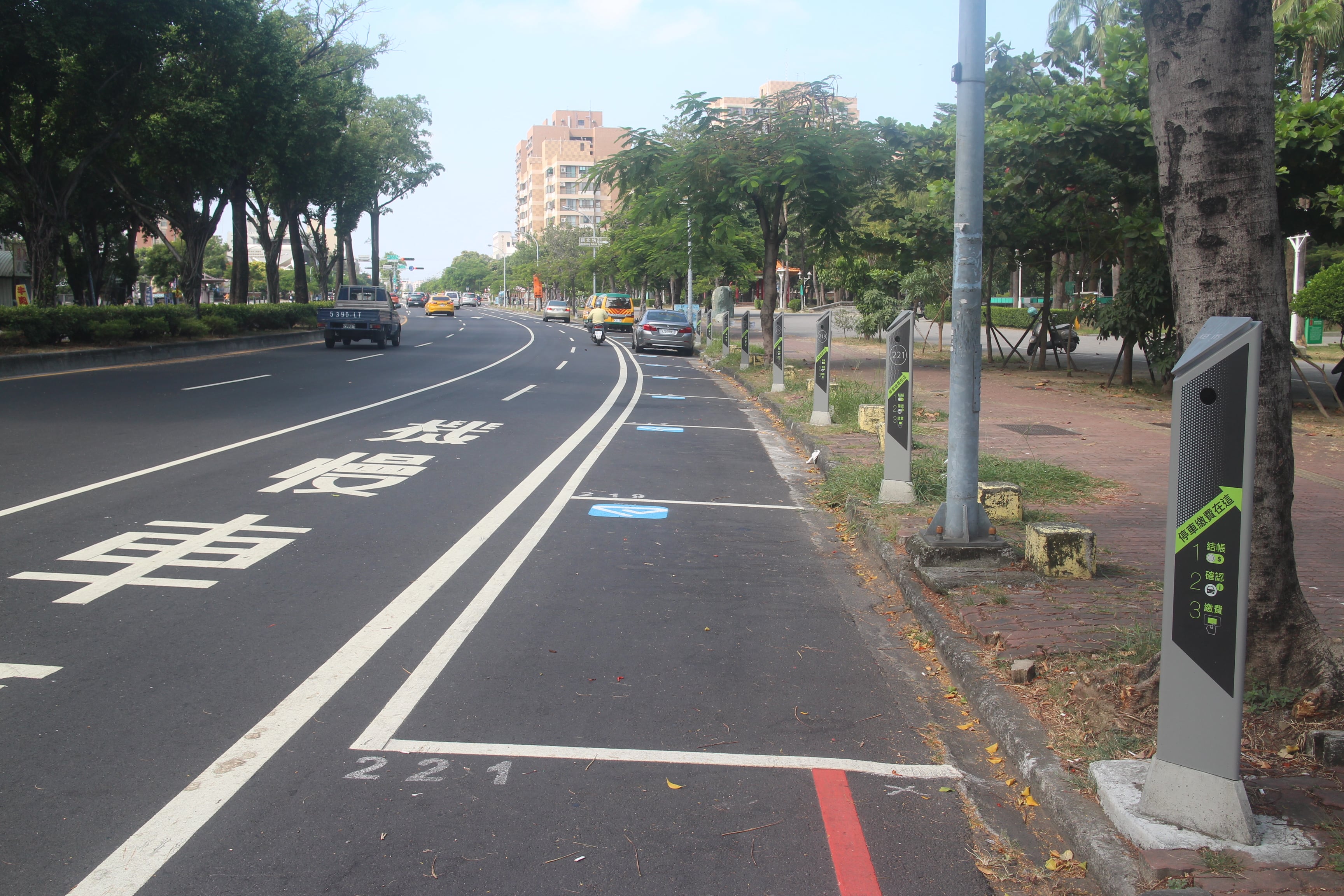 智慧路邊停車格 安平區擴大啟用 「臺南市智慧路邊停車計費系統」第二階段路段啟用