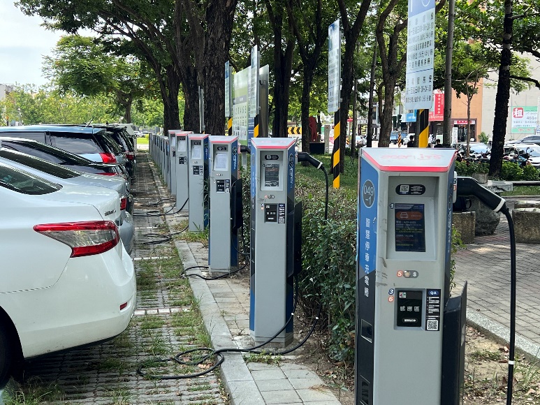 臺南推動促參成績亮眼，精進智慧稅務服務打造宜居城市